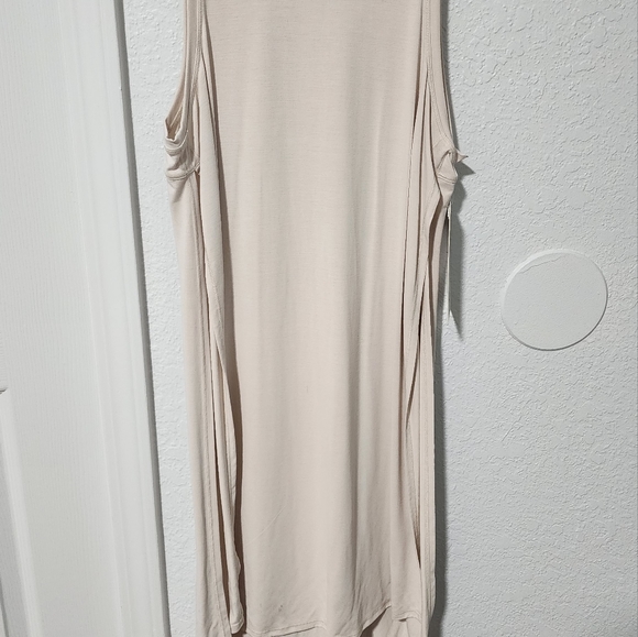 lululemon athletica Tops - Lululemon, Tee